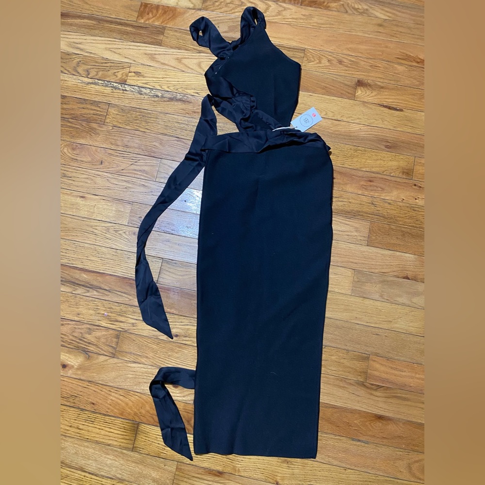 Bella Barnett Dress